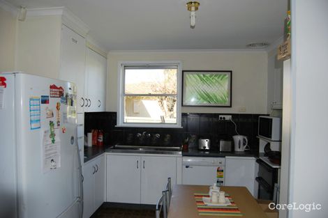 Property photo of 1 Essex Court Shepparton VIC 3630