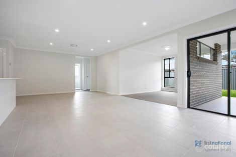 Property photo of 4 Agnes Place Thirlmere NSW 2572
