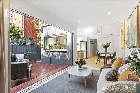 Property photo of 32 Longmore Street St Kilda West VIC 3182