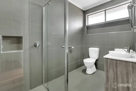 Property photo of 4 Marlock Close Thomastown VIC 3074