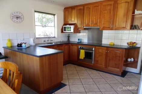 Property photo of 4 Kenelm Avenue Sisters Beach TAS 7321