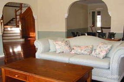 Property photo of 10 Highfield Place Beaumont Hills NSW 2155