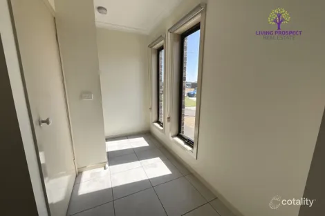 Property photo of 1/6 Equine Court Tarneit VIC 3029