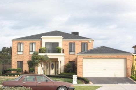 18 Lake View Bvd, Keysborough, VIC 3173