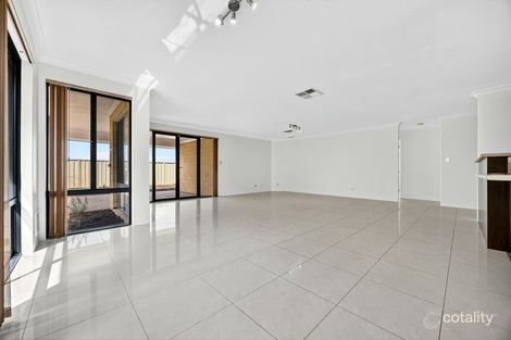 Property photo of 26 Colwyn Loop Tapping WA 6065