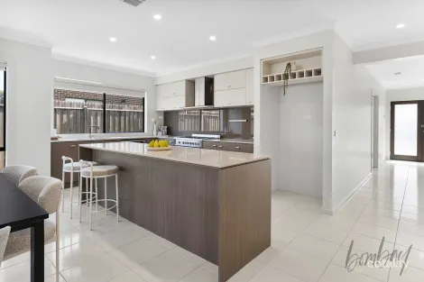 Property photo of 23 Ashbourne Boulevard Donnybrook VIC 3064