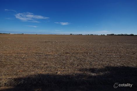 3 Gumbowie Rd, Coobowie, SA 5583