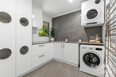 Property photo of 95 Baaring Drive Karana Downs QLD 4306