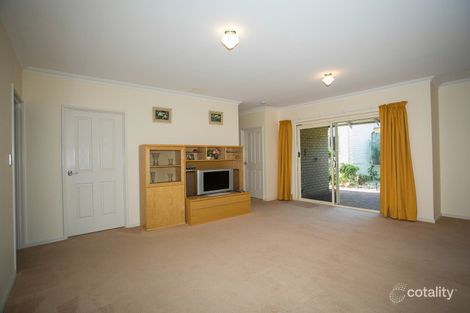 Property photo of 6/9 Secrett Lane Kalamunda WA 6076