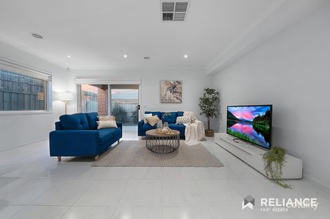 Property photo of 10 Kittiwake Terrace Werribee VIC 3030