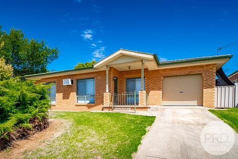 Property photo of 1/1 Nathan Place Kooringal NSW 2650