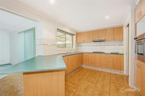 Property photo of 11 Milburn Circuit Caroline Springs VIC 3023