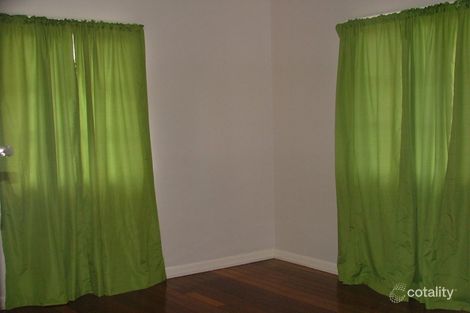 Property photo of 6 Booneene Court Nanango QLD 4615