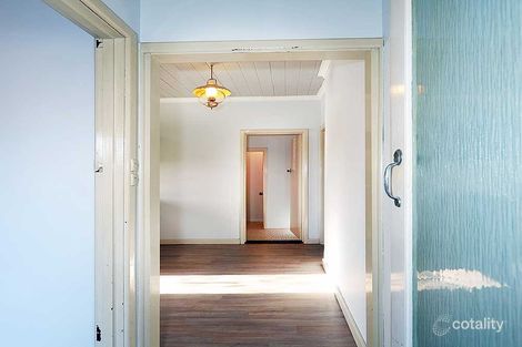 510 Kalamunda Rd, High Wycombe, WA 6057