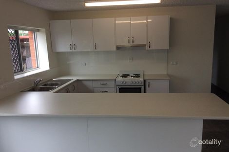 2/95 Mann St, Westcourt, QLD 4870