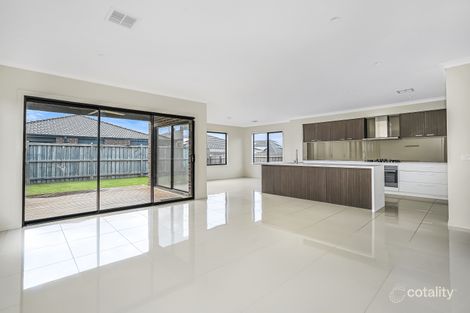 Property photo of 23 Blacksmith Way Clyde North VIC 3978