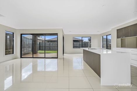 Property photo of 23 Blacksmith Way Clyde North VIC 3978