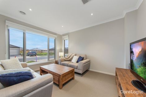 Property photo of 5 Newlands Avenue Weir Views VIC 3338