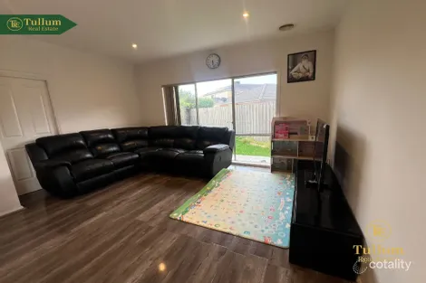 Property photo of 24 Ratcliffe Way Lynbrook VIC 3975