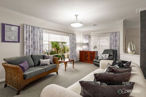 Property photo of 16 Tintagel Way Mornington VIC 3931