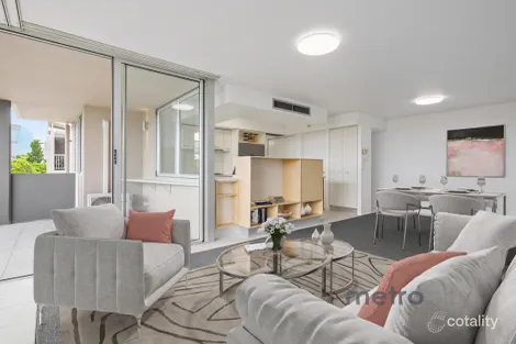 Property photo of 10/147-153 Lambert Street Kangaroo Point QLD 4169