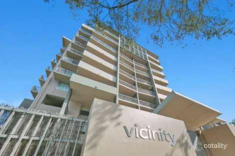 Property photo of 10/147-153 Lambert Street Kangaroo Point QLD 4169