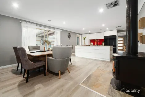 Property photo of 11 Arlene Drive Skye VIC 3977