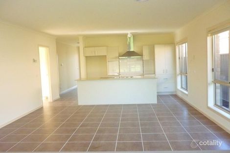 Property photo of 29 Mirabelle Street Pakenham VIC 3810