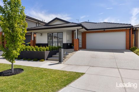 5 Lone Pine Way, Sunbury, VIC 3429