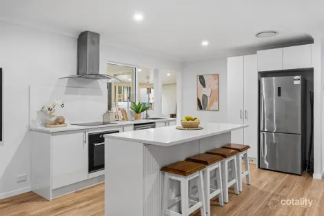 Property photo of 6 Shaw Street Cambridge Park NSW 2747