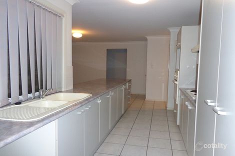 Property photo of 4 Yarraglen Place Parkwood QLD 4214