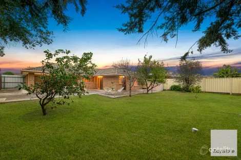 Property photo of 5 Proctor Crescent Keilor Downs VIC 3038