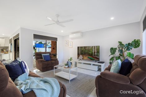 Property photo of 10 Redash Court Regents Park QLD 4118