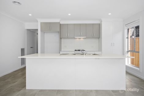 Property photo of 37 Rouge Avenue Wollert VIC 3750