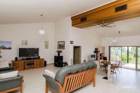 Property photo of 11 Darrell Avenue Wattle Park SA 5066