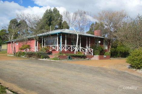 10 Barrett St, Orana, WA 6330