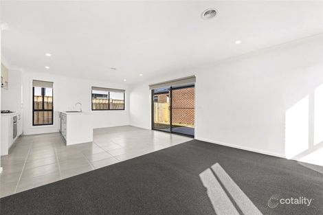 Property photo of 11 Echidna Drive Beveridge VIC 3753