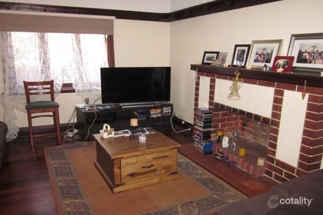 Property photo of 77 Gwenyfred Road Kensington WA 6151