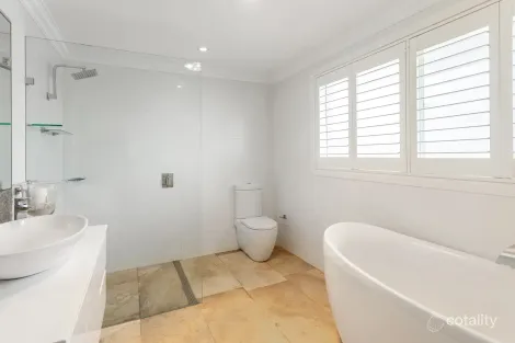 Property photo of 2 Langham Place Davidson NSW 2085