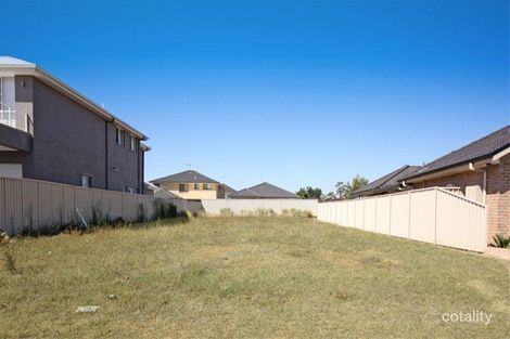 108 Holdsworth Dr, Mount Annan, NSW 2567