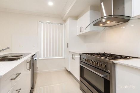 Property photo of 60 Pepper Tree Drive Holmview QLD 4207