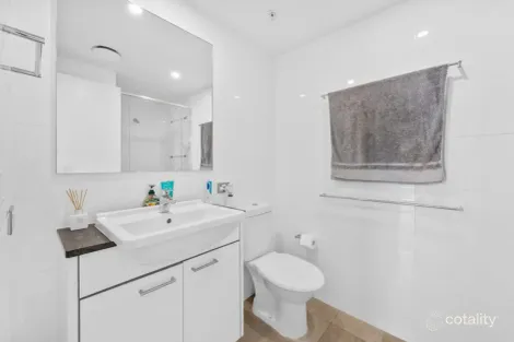 Property photo of 1009/22 Surf Parade Broadbeach QLD 4218