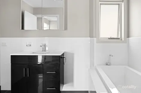 Property photo of 2/110 Stanley Street Prospect TAS 7250