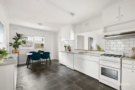 Property photo of 10 Hilltop Avenue Macleod VIC 3085