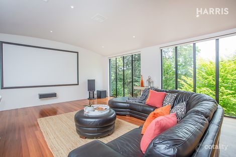 6 Rostrevor Rd, Stirling, SA 5152