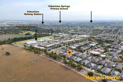 Property photo of 26 Abrehart Road Pakenham VIC 3810
