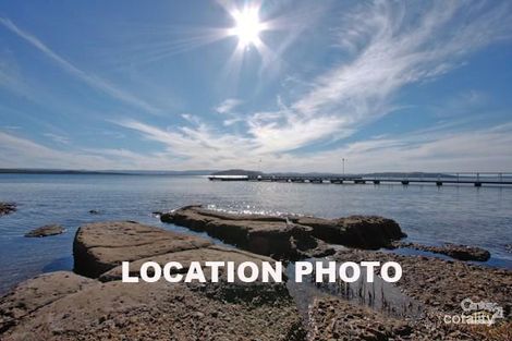 Property photo of 2 Lake Point Way Murrays Beach NSW 2281