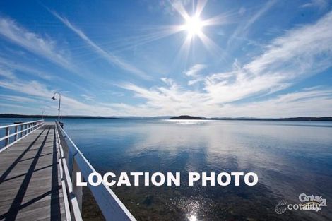 Property photo of 2 Lake Point Way Murrays Beach NSW 2281