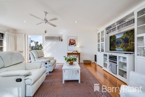 Property photo of 3 Tumble Tree Court Highton VIC 3216