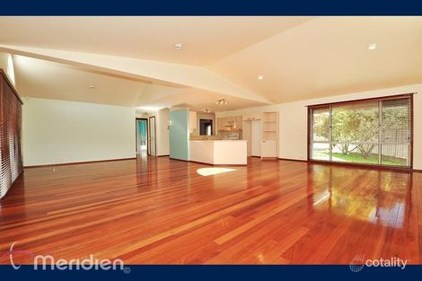 Property photo of 8 Sitar Place Plumpton NSW 2761